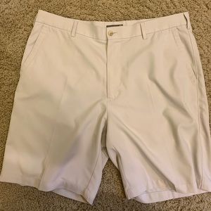 Peter Millar mens performance shorts, size W36
